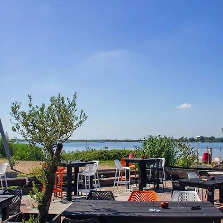 Chalet Op Camping Lauwersoog Met 3 Slaapkamers En Vaatwasser - Joycasa Eksteriør bilde