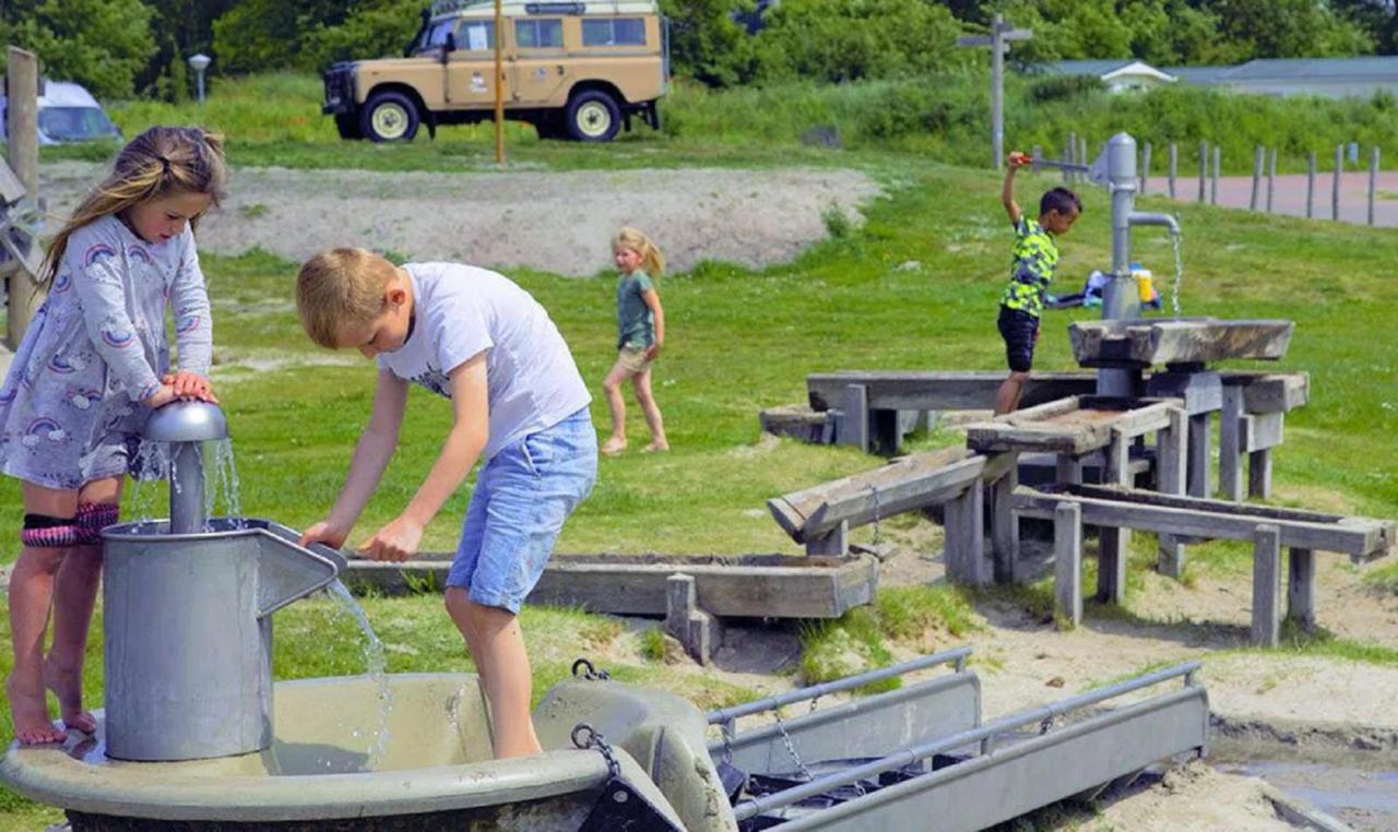 Chalet Op Camping Lauwersoog Met 3 Slaapkamers En Vaatwasser - Joycasa Eksteriør bilde